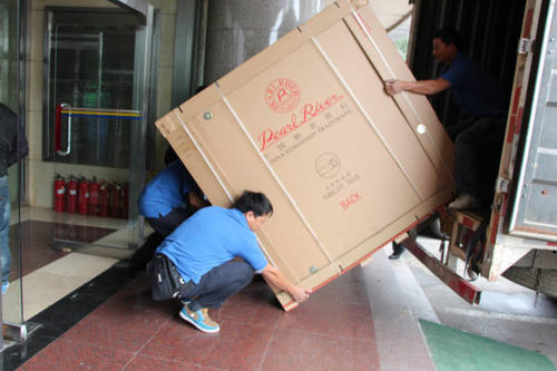 武定钢琴贵重工艺品无忧运